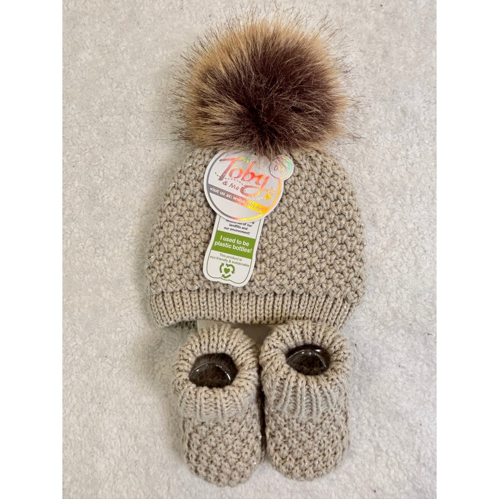 Toby & Me Infant Beanie and Booties‎ Set Taupe Knit Faux Fur Pom Pom 0-6 Months